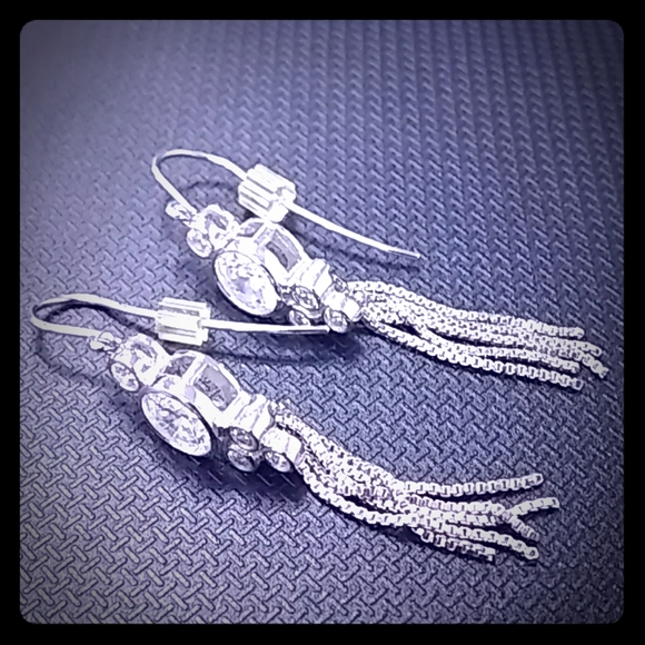 Jewelry - Gorgeous 925 earrings